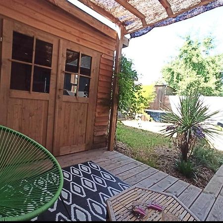 Chambre Dans Atelier D'Artiste Bed & Breakfast Le Mans Exterior photo