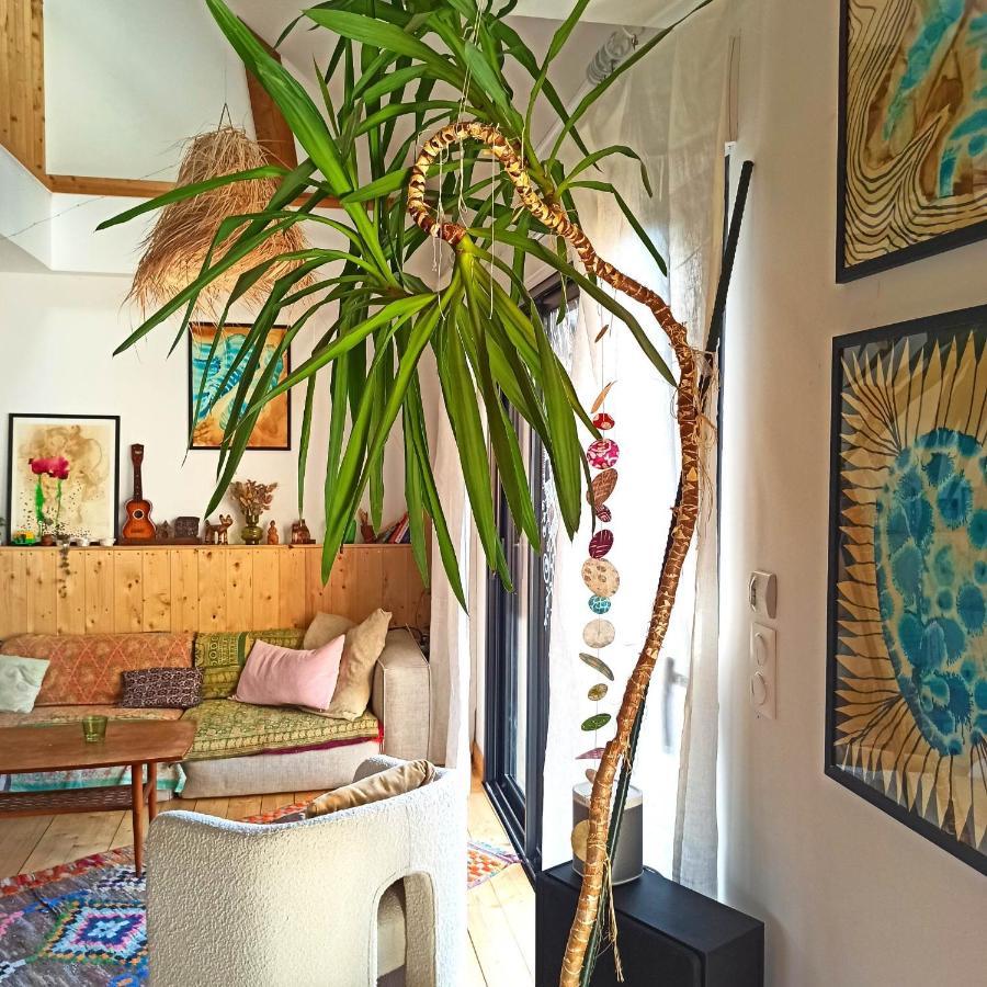 Chambre Dans Atelier D'Artiste Bed & Breakfast Le Mans Exterior photo